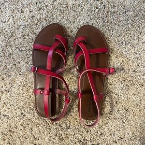 Red (raspberry) Mossimo flat sandals with crossover toe
